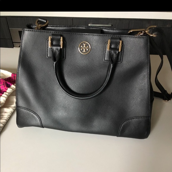 Tory Burch Robinson Purse - Picture 2 of 4